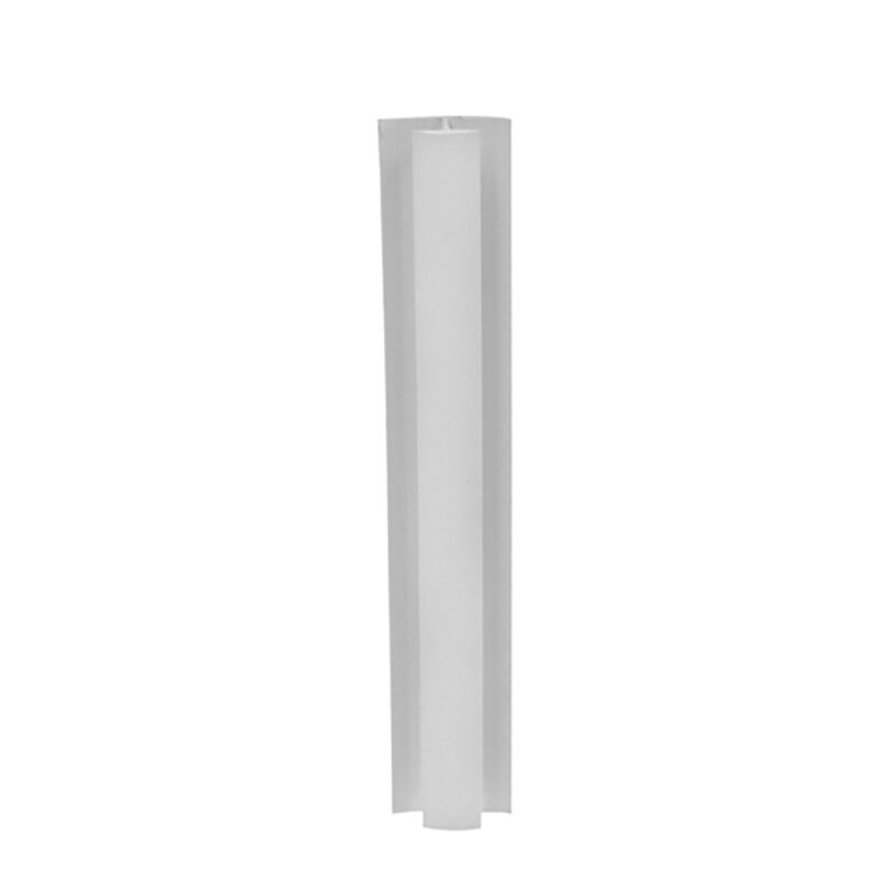 For 230mm boards A smooth PVC extrusion used to join 230mm or 300mm wide HardiePlank™ weatherboards.